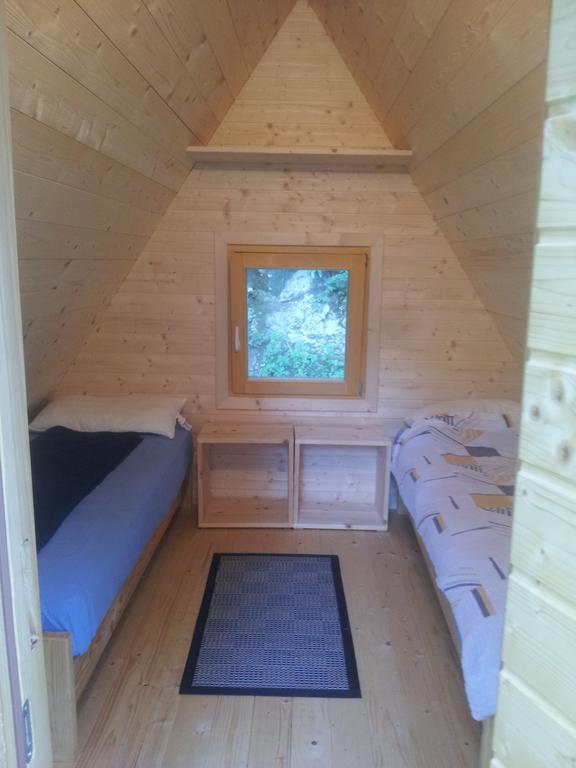 Hotel Glamping Zlata ribica Idrija pri Baci Esterno foto