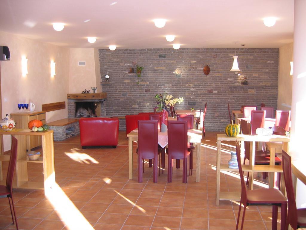 Hotel Glamping Zlata ribica Idrija pri Baci Esterno foto